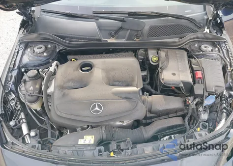 2018 Mercedes-Benz Cla 250 из США, поврежденный, VIN WDDSJ4EB4JN637135